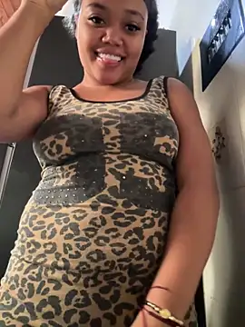 Snapshot of JasmineRose7 chatting on August 3, 2:22 pm JasmineRose7 online show from August 3, 2:22 pm