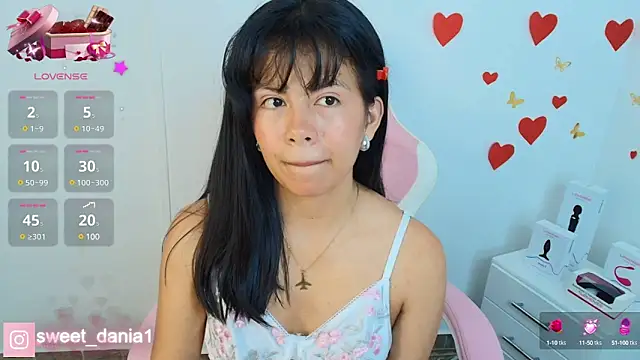 sweet dania  online show from February 23, 5:45 am