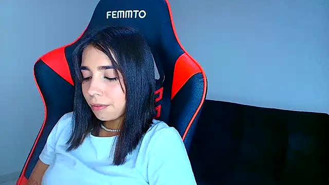 Rousse violett online show from September 13, 9:47 pm