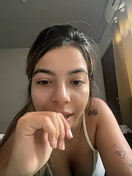 Snapshot of ninfduda chatting on January 9, 8:22 pm ninfduda online show from January 9, 8:22 pm