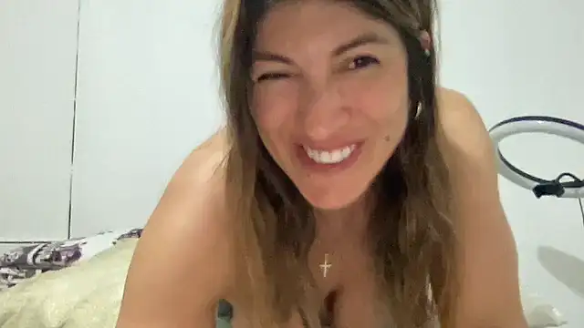 LunaBeya online show from September 18, 12:29 pm