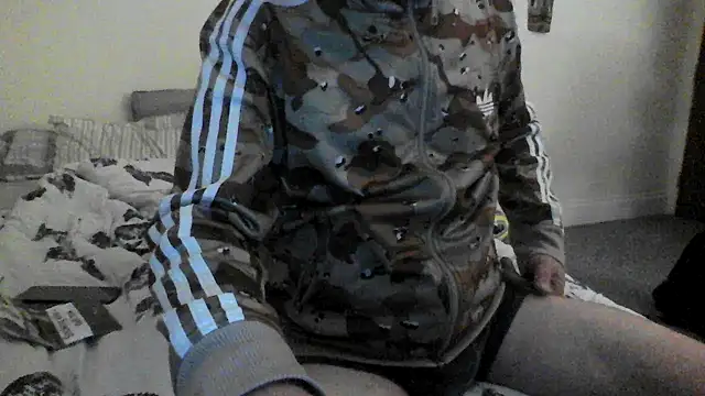 allnaked00 online show from April 29, 1:53 am