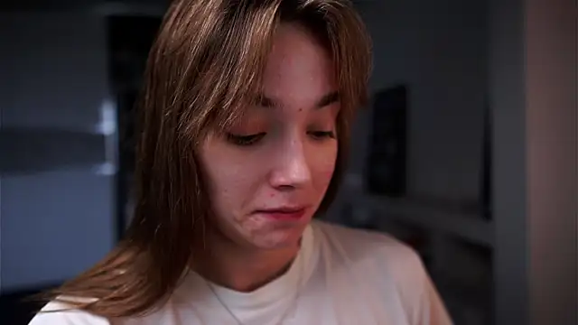 ileanacampbe online show from December 1, 6:29 am