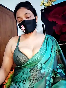 Snapshot of Anika-1 chatting on July 1, 6:40 pm Anika-1 online show from July 1, 6:40 pm