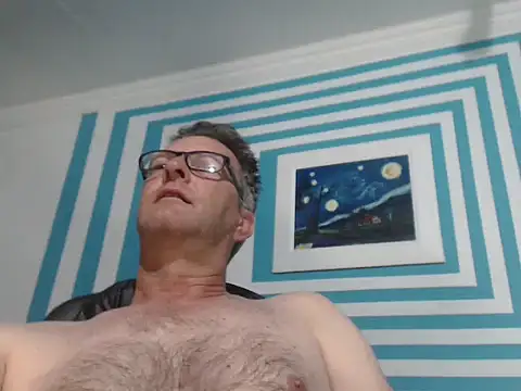 Snapshot of itsmeyes69 chatting on October 14, 8:20 pm itsmeyes69 online show from October 14, 8:20 pm