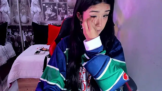 Lil ceyy online show from October 12, 7:35 pm