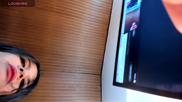 Snapshot of _Daniela_hot_1 chatting on March 5, 9:27 am  Daniela hot 1 online show from March 5, 9:27 am