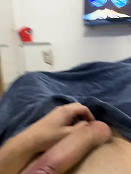 Snapshot of lucarioos06 chatting on February 5, 2:59 pm lucarioos06 online show from February 5, 2:59 pm