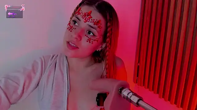 alliss ginger  online show from October 31, 8:21 pm