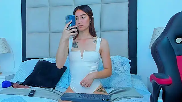 MeganPresleyy online show from January 23, 3:01 pm