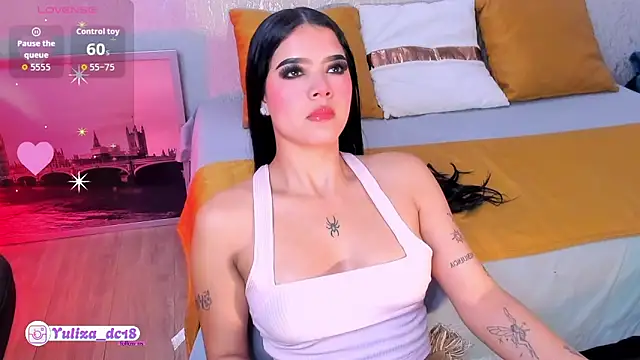 Luxury Woman online show from February 12, 11:33 pm