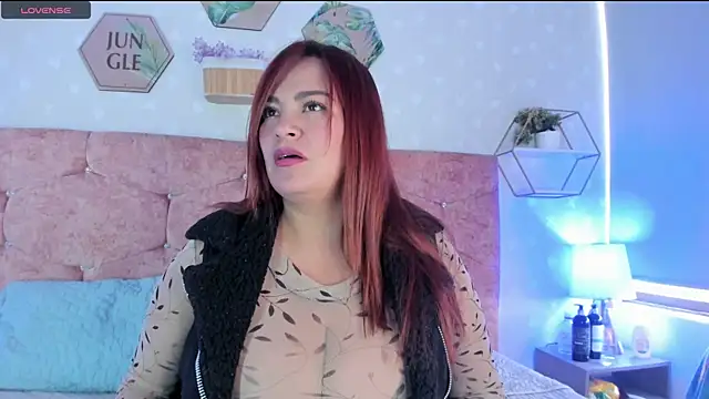 Elise-Leyton online show from March 17, 8:09 pm