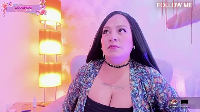 Elise-Leyton online show from February 3, 7:08 pm