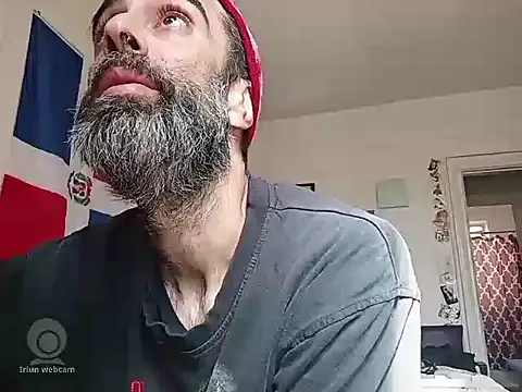 Snapshot of BaByArM81 chatting on October 3, 3:31 pm BaByArM81 online show from October 3, 3:31 pm