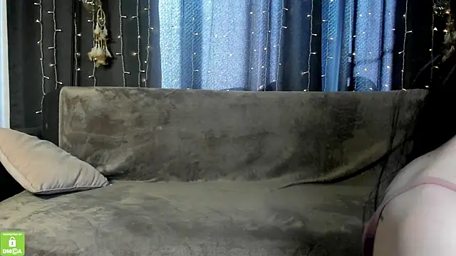 Snapshot of Amelia_skyy chatting on June 12, 1:15 am Amelia skyy online show from June 12, 1:15 am
