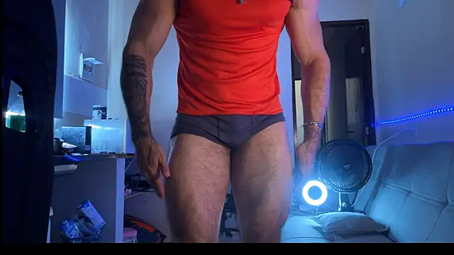 Snapshot of Lucasfit24 chatting on February 25, 2:48 pm Lucasfit24 online show from February 25, 2:48 pm