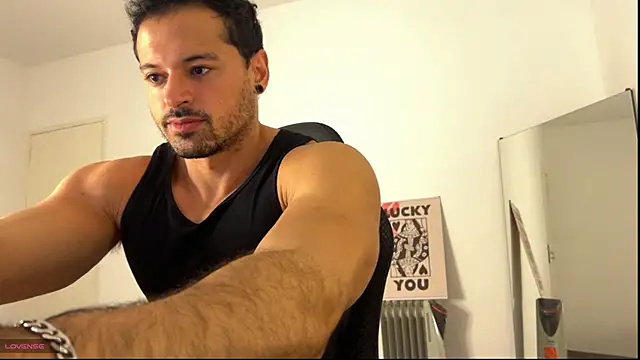 Snapshot of Lucasfit24 chatting on June 7, 2:54 pm Lucasfit24 online show from June 7, 2:54 pm