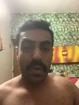 Snapshot of vaibhavchugh38 chatting on January 10, 12:26 pm vaibhavchugh38 online show from January 10, 12:26 pm