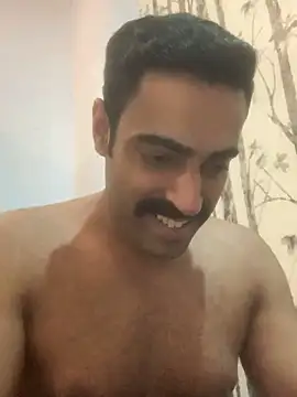 Snapshot of vaibhavchugh38 chatting on January 11, 1:22 pm vaibhavchugh38 online show from January 11, 1:22 pm