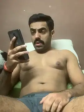 Snapshot of vaibhavchugh38 chatting on January 14, 3:15 pm vaibhavchugh38 online show from January 14, 3:15 pm