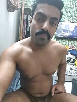 Snapshot of vaibhavchugh38 chatting on February 20, 12:36 pm vaibhavchugh38 online show from February 20, 12:36 pm