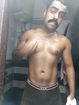 Snapshot of vaibhavchugh38 chatting on February 21, 12:39 pm vaibhavchugh38 online show from February 21, 12:39 pm