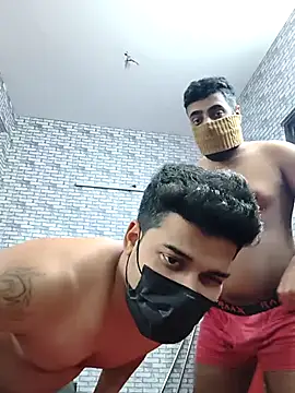 Snapshot of vaibhavchugh38 chatting on February 2, 7:56 pm vaibhavchugh38 online show from February 2, 7:56 pm