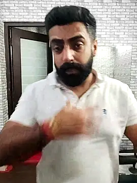 Snapshot of vaibhavchugh38 chatting on May 17, 3:19 pm vaibhavchugh38 online show from May 17, 3:19 pm