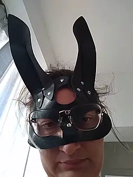 blondaf online show from June 11, 4:21 am