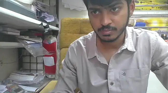 Snapshot of cute_modell chatting on February 22, 9:23 am cute modell online show from February 22, 9:23 am