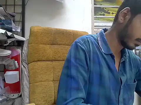 cute modell online show from November 8, 11:54 am