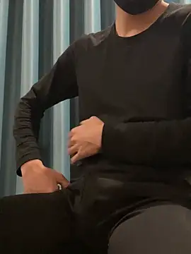 Snapshot of yfx468 chatting on February 11, 6:01 pm yfx468 online show from February 11, 6:01 pm