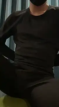 Snapshot of yfx468 chatting on February 13, 3:14 pm yfx468 online show from February 13, 3:14 pm