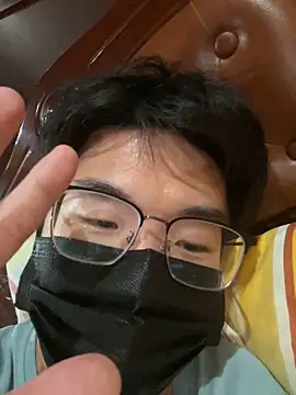 Snapshot of yfx468 chatting on March 21, 4:29 pm yfx468 online show from March 21, 4:29 pm