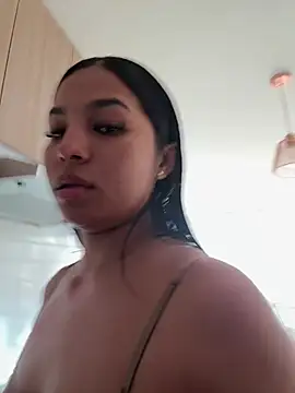 Snapshot of CharlotteGraay chatting on June 14, 10:12 pm CharlotteGraay online show from June 14, 10:12 pm