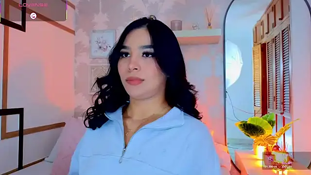 CharlotteGraay online show from July 16, 7:53 pm