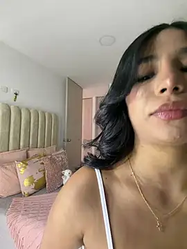 CharlotteGraay online show from July 30, 3:33 pm