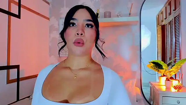 CharlotteGraay online show from July 31, 7:46 pm