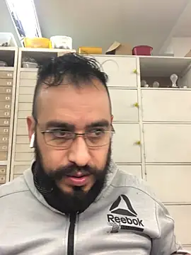 leonardohot1987 online show from February 5, 4:36 pm