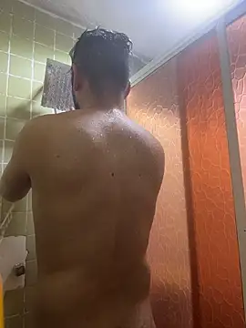 leonardohot1987 online show from November 26, 2:45 am