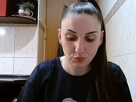 Yuliia30 online show from May 2, 4:12 pm