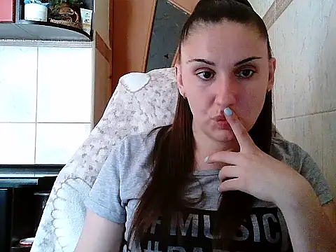 Snapshot of Yuliia30 chatting on July 13, 11:24 am Yuliia30 online show from July 13, 11:24 am