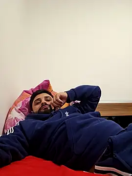 Snapshot of Mehmet2304 chatting on January 10, 1:32 am Mehmet2304 online show from January 10, 1:32 am