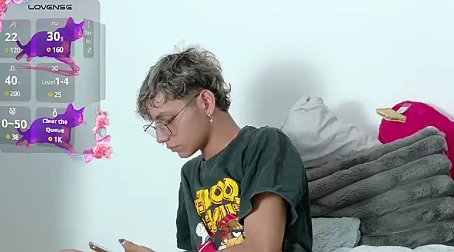 Snapshot of andrew_willyams chatting on January 23, 5:52 pm andrew willyams online show from January 23, 5:52 pm