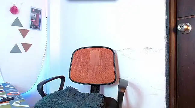 Snapshot of andrew_willyams chatting on March 18, 10:57 am andrew willyams online show from March 18, 10:57 am