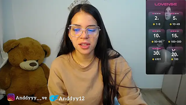 Snapshot of Anddyy__ chatting on June 19, 1:59 pm Anddyy online show from June 19, 1:59 pm