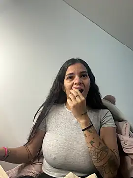 Snapshot of Anddyy__ chatting on July 9, 2:10 pm Anddyy online show from July 9, 2:10 pm