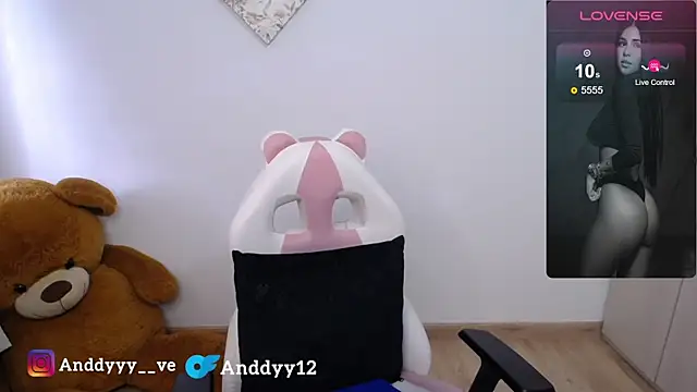 Snapshot of Anddyy__ chatting on July 24, 2:48 pm Anddyy online show from July 24, 2:48 pm