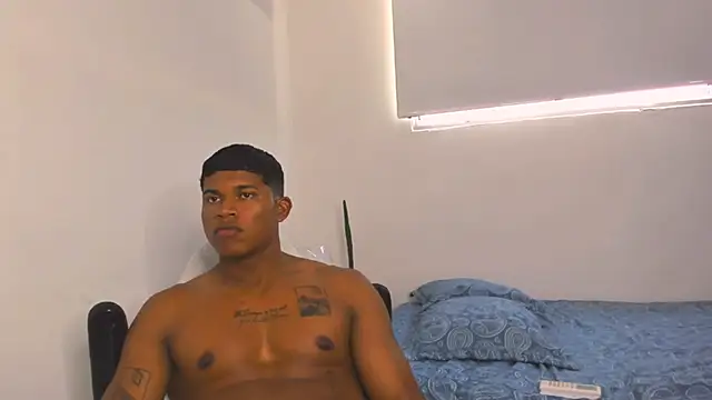 Snapshot of maxsteel177 chatting on January 13, 9:52 pm maxsteel177 online show from January 13, 9:52 pm