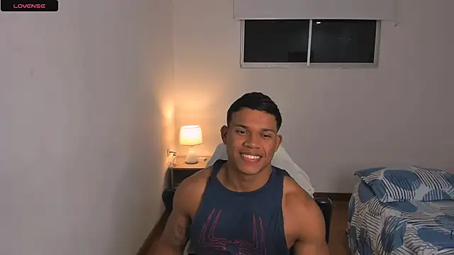 Snapshot of maxsteel177 chatting on February 21, 1:11 am maxsteel177 online show from February 21, 1:11 am